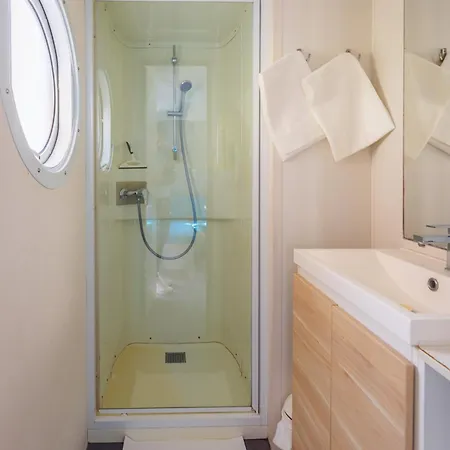 Hotel L'Oasis des Dombes à Ambérieux-en-Dombes Chambre photo