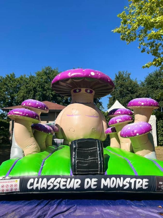 Campsite L'oasis Des Dombes 3*