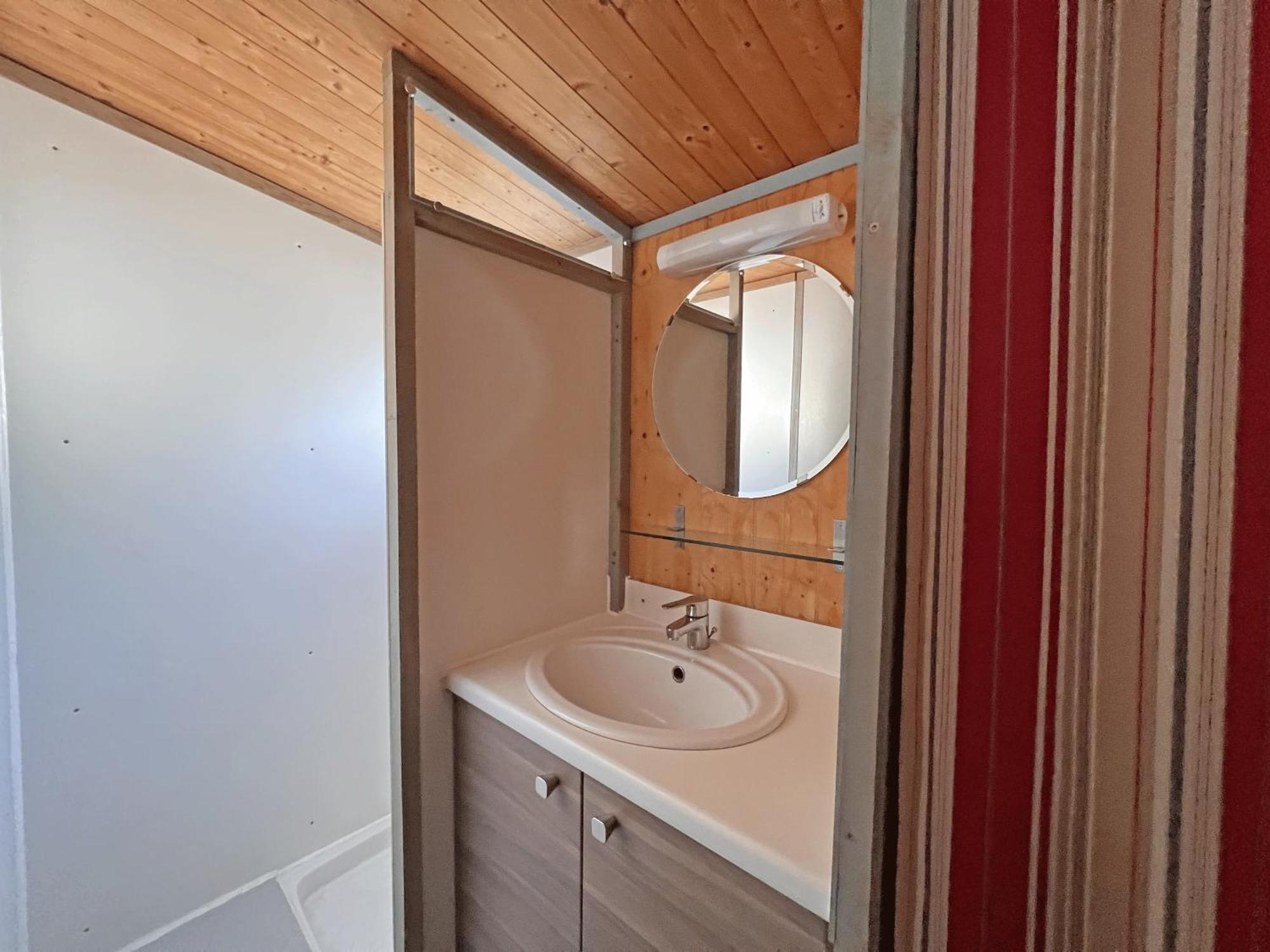 L'oasis Des Dombes 3*