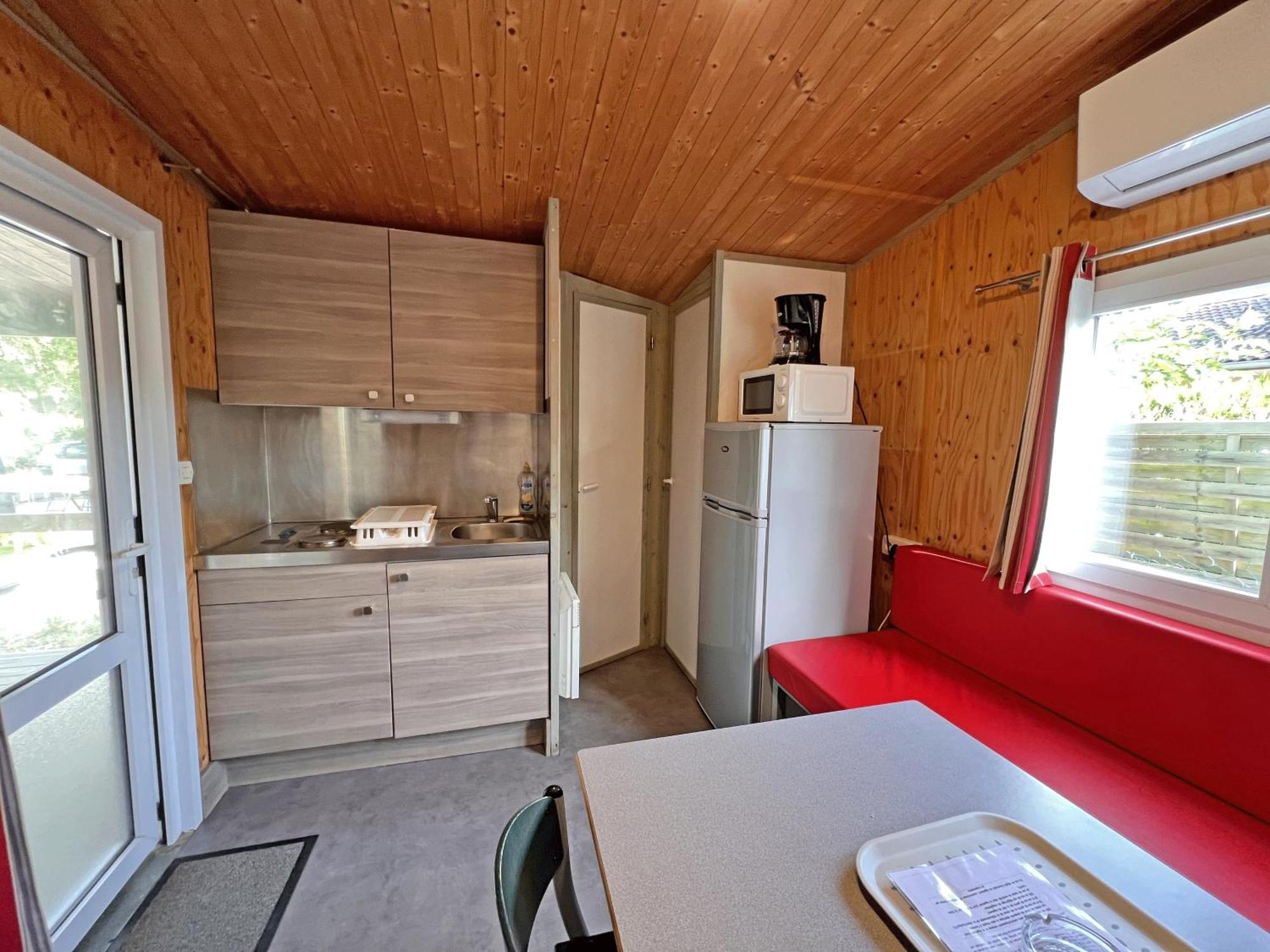 L'oasis Des Dombes Campsite 3*